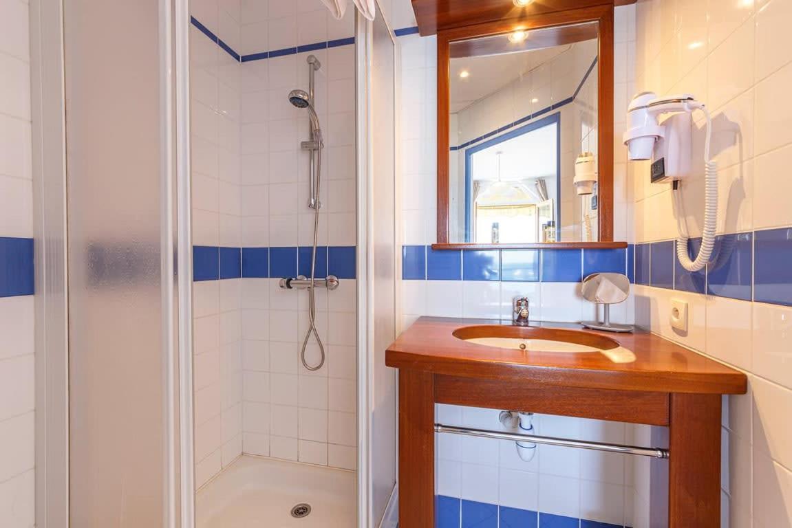 Les Pieds Dans L'Eau - Appartment 1 - Vue Mer Cancale Exterior foto