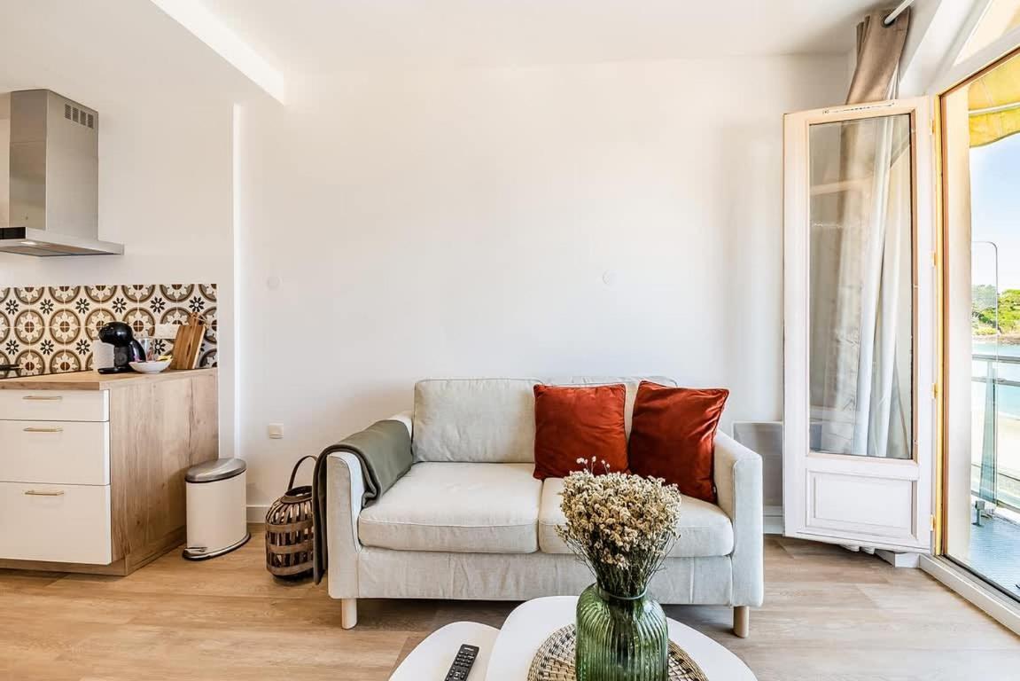 Les Pieds Dans L'Eau - Appartment 1 - Vue Mer Cancale Exterior foto