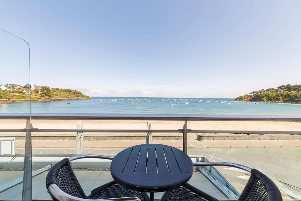 Les Pieds Dans L'Eau - Appartment 1 - Vue Mer Cancale Exterior foto